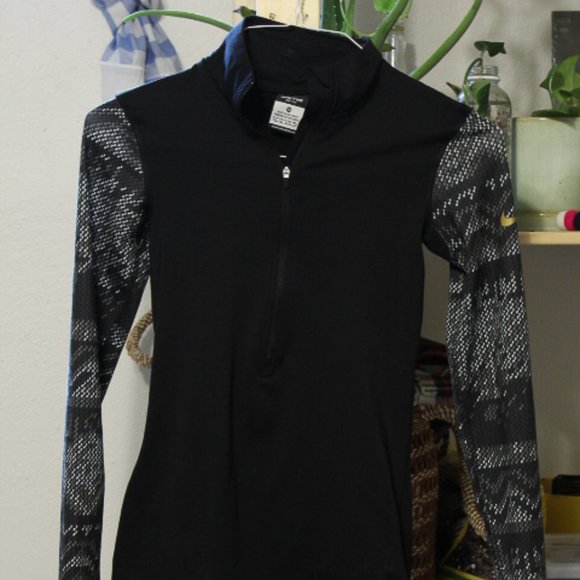 Nike Thermal Jacket - Picture 1 of 2